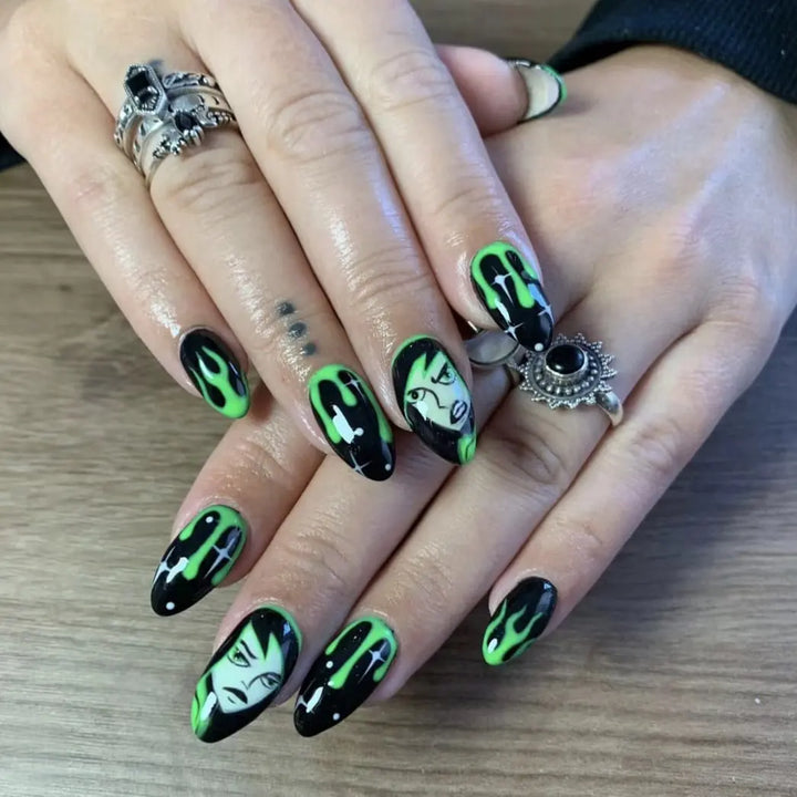 Apple Sours - UGGP-A1080 Urban Graffiti Gel Polish 15ml   Naio Nails