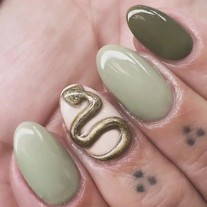 Midori - UGGP-A0596 Urban Graffiti Gel Polish 15ml   Naio Nails