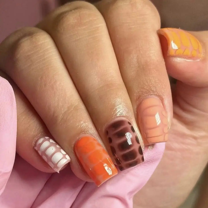 Apricot Cream - UGGP-A0444 Urban Graffiti Gel Polish 15ml   Naio Nails
