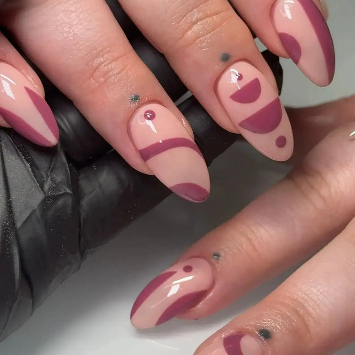 Dusky Plum - UGGP-A0326 Urban Graffiti Gel Polish 15ml   Naio Nails