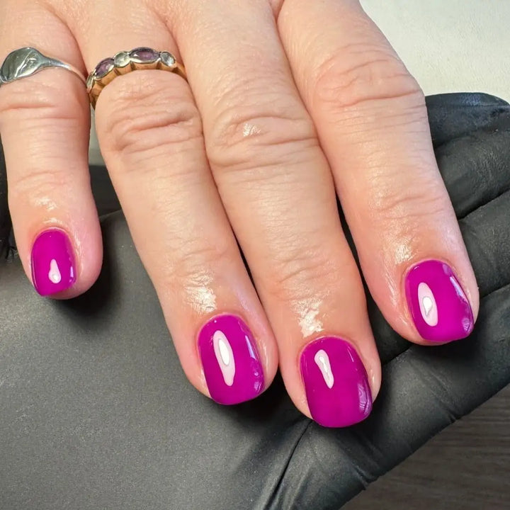 Killer Queen - UGGP-A0751 Urban Graffiti Gel Polish 15ml   Naio Nails